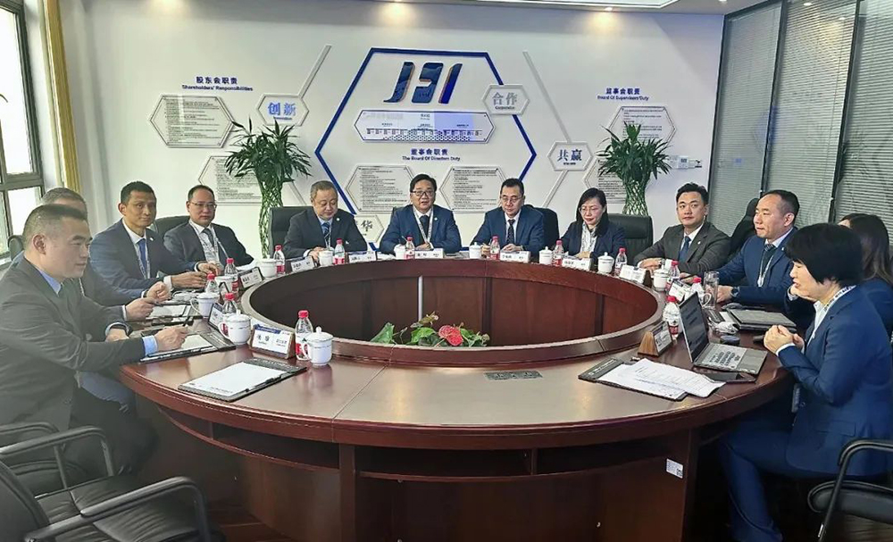 精華股份第四屆第三次董事會會議圓滿召開(圖1) 精華股份第四屆第三次董事會會議圓滿召開(圖1)